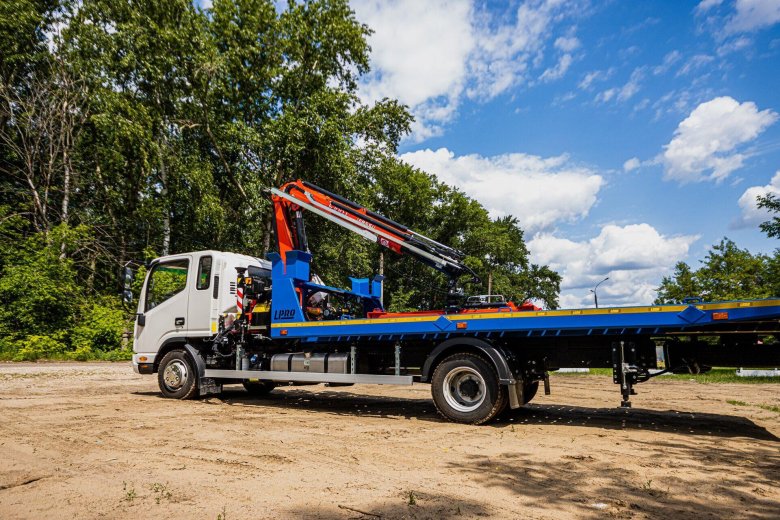 Эвакуатор со сдвижной платформой