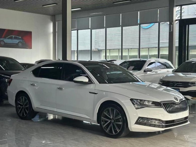 Skoda superb iii