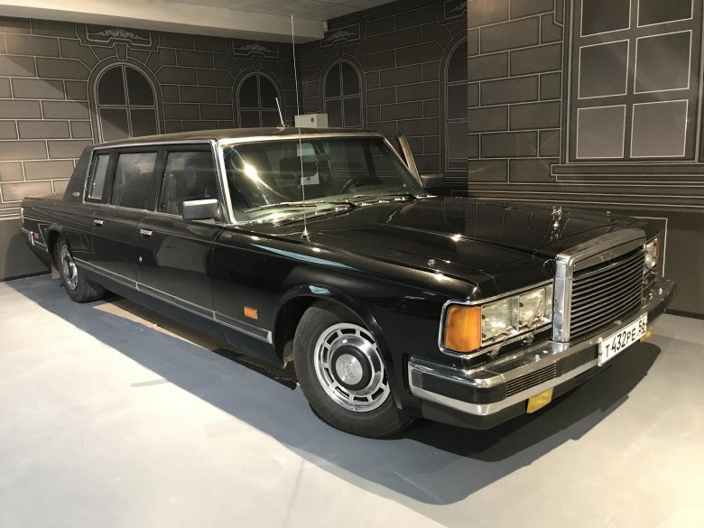 Rolls-royce phantom vii