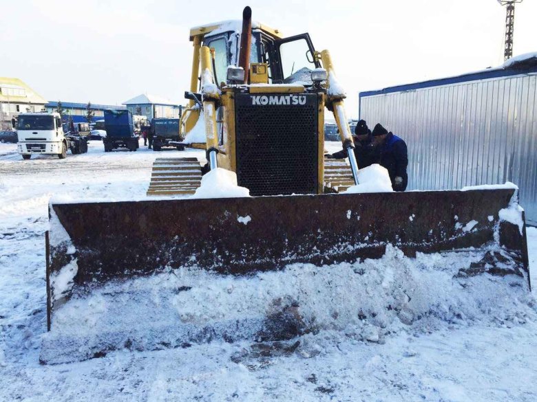 Бульдозер shantui