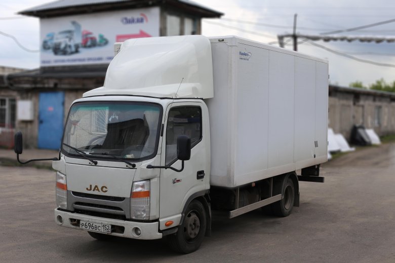 Изотермический фургон jac n 56
