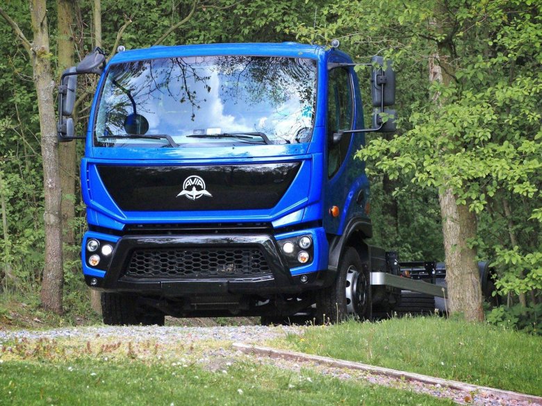 Грузовик daewoo-avia d75