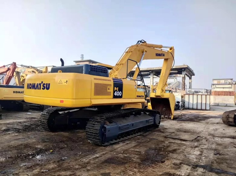 Экскаватор komatsu pc 300