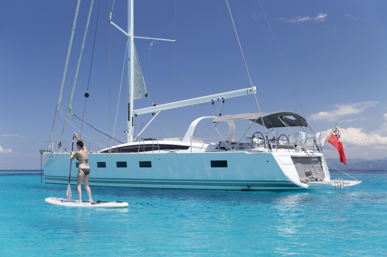 Яхта жено 64