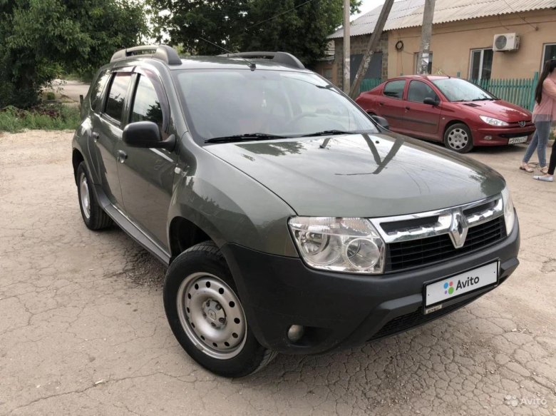 Renault duster 2013 года