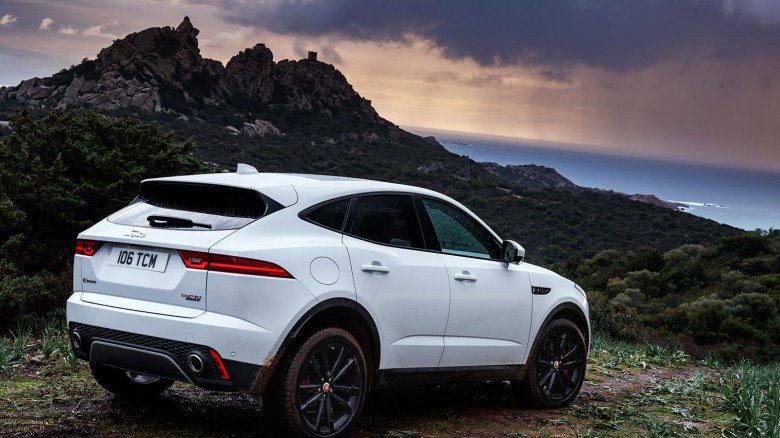 Jaguar кроссовер e-pace