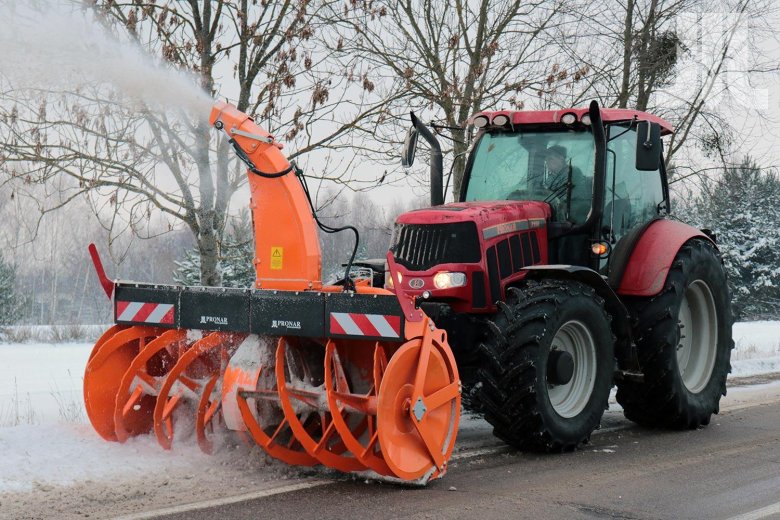 Снегоочиститель фрезерно-роторный фрс-2