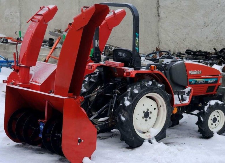 Снегоочиститель шнекороторный навесной снег 1250