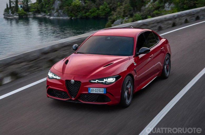 Альфа ромео giulia 2019