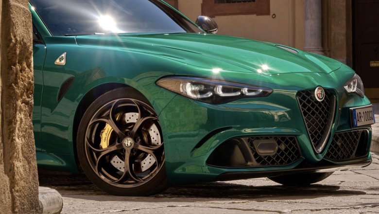 Alfa romeo giulia обои
