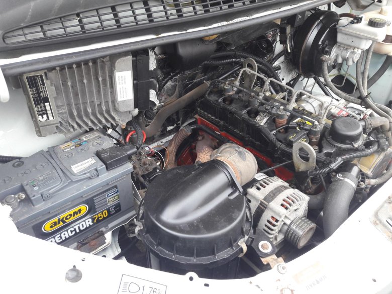 Газель камминз 2.8 под капотом