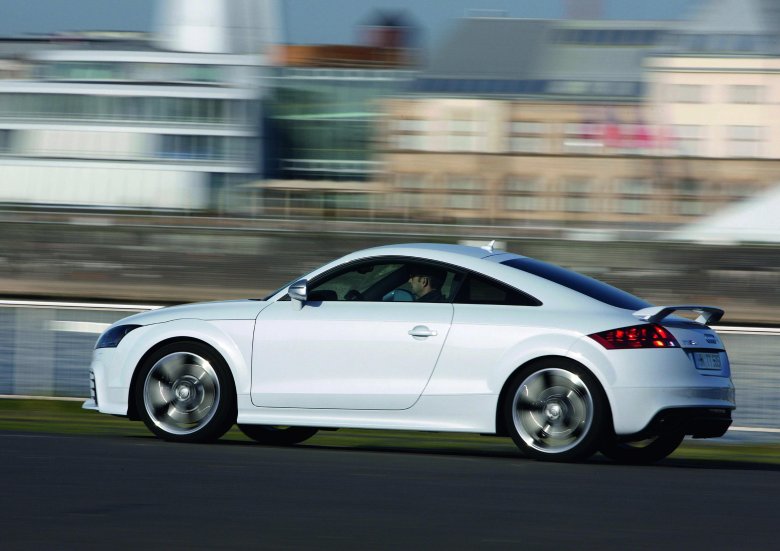 Audi tt rs coupe 2012