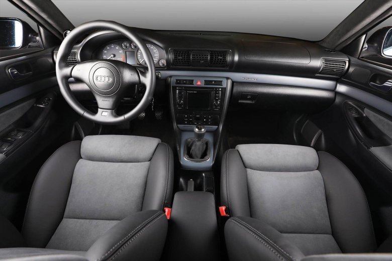 Audi a 4 b 5 салон