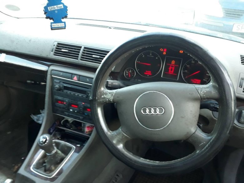 Ауди а4 2004 салон