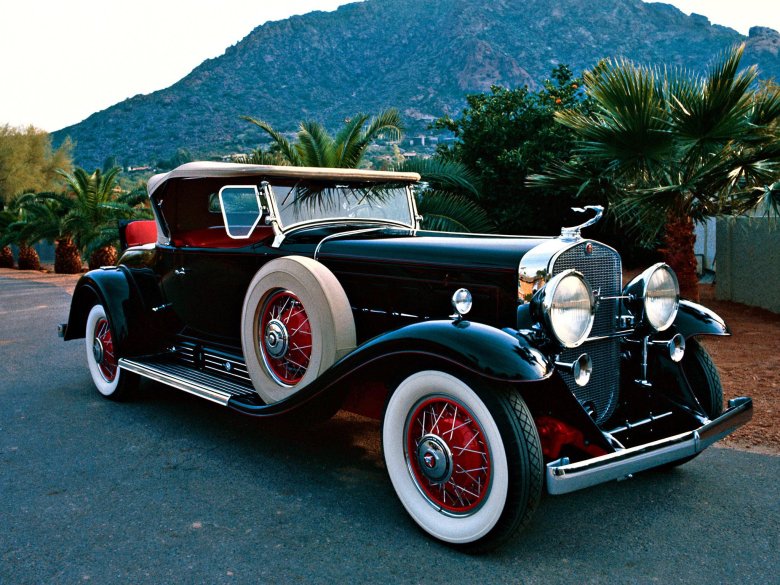 Cadillac v16 1930