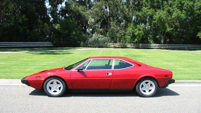 Ferrari 308 gt4