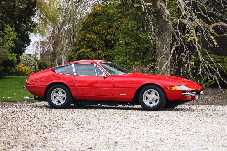 Ferrari 365 gtb/4
