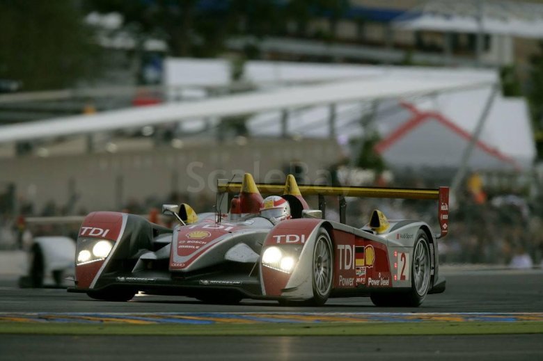 Audi r10 tdi le mans winner