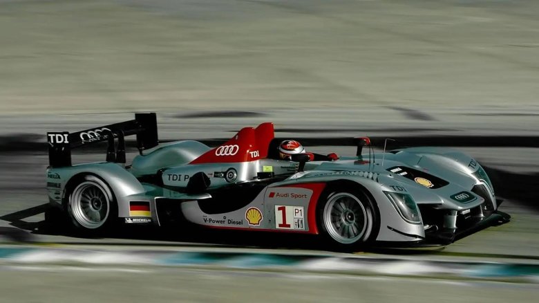 Audi r15 tdi plus