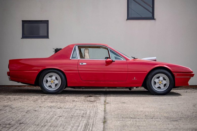 Ferrari 412
