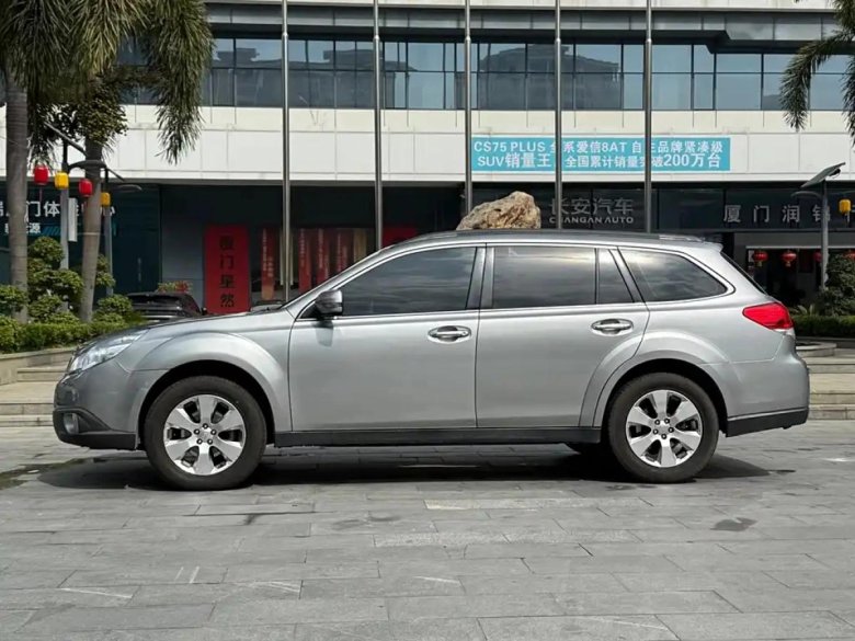 Subaru outback iv