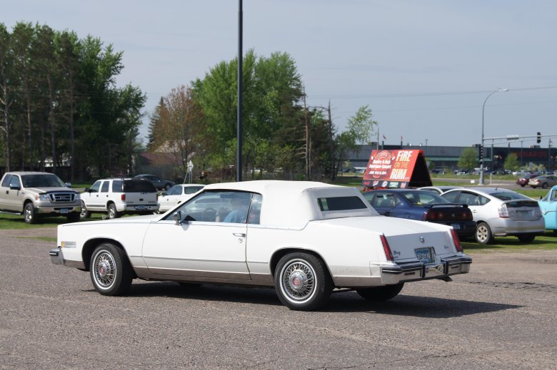 Cadillac eldorado 1984