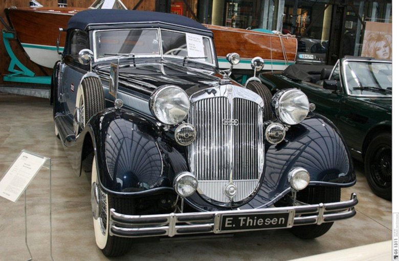 Автомобиль хорьх