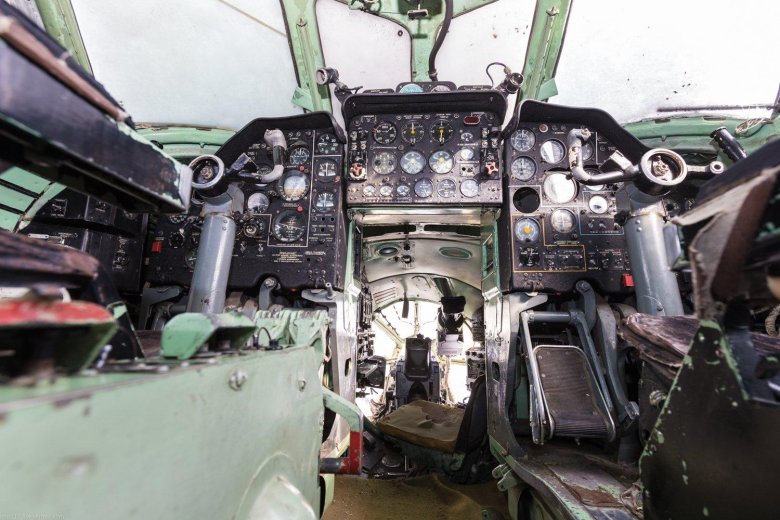 Кабина вср ту 16