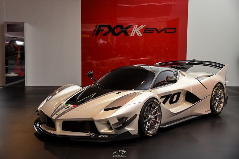 Ferrari fxx-k evo 2018 hypercar