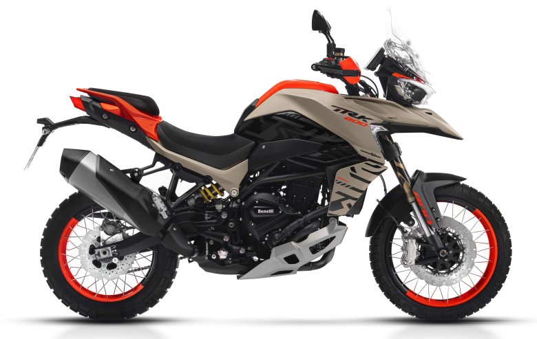 Бенелли 800 мотоцикл