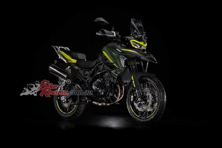 Мотоцикл benelli 702