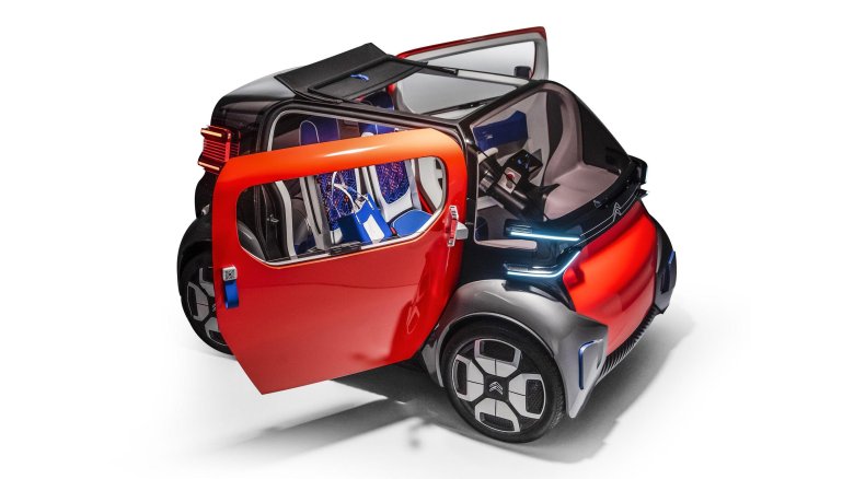 Электромобиль маленький