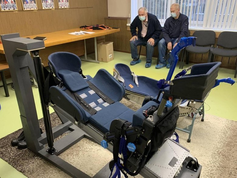 Амортизационное кресло \ чегет\