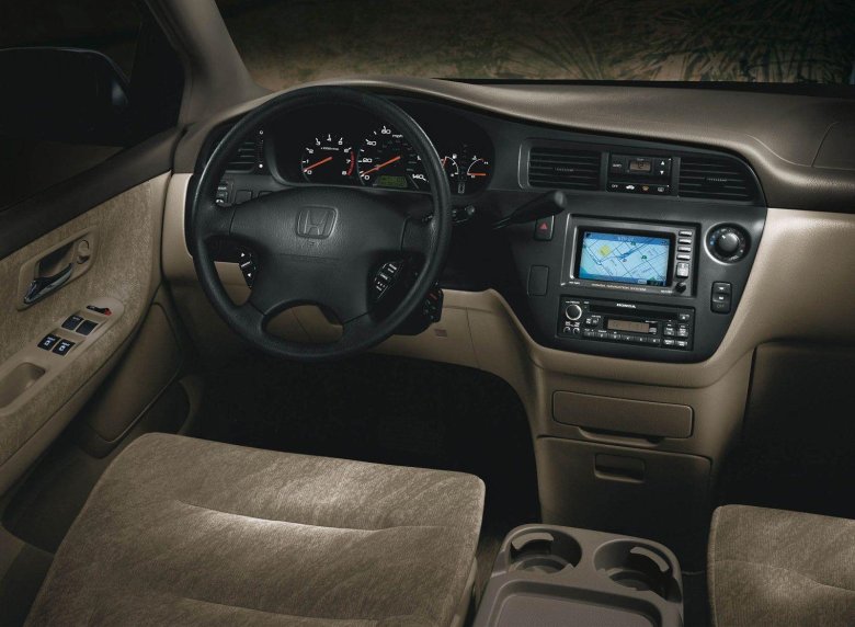 Honda odyssey 2004 north america салон