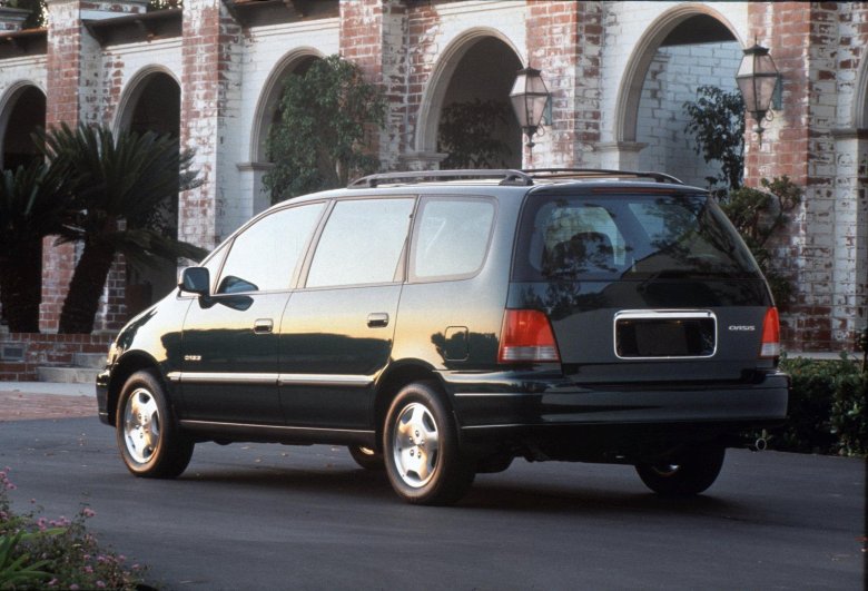 Хонда одиссей 1998