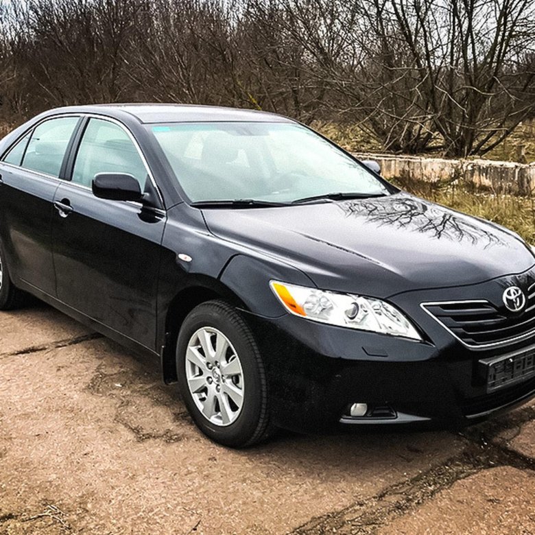 Тойота камри 2010 года