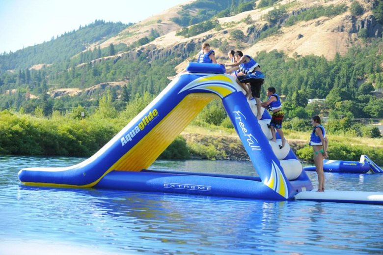 Надувная горка стелла