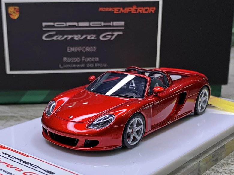 Porsche carrera gt 1/18