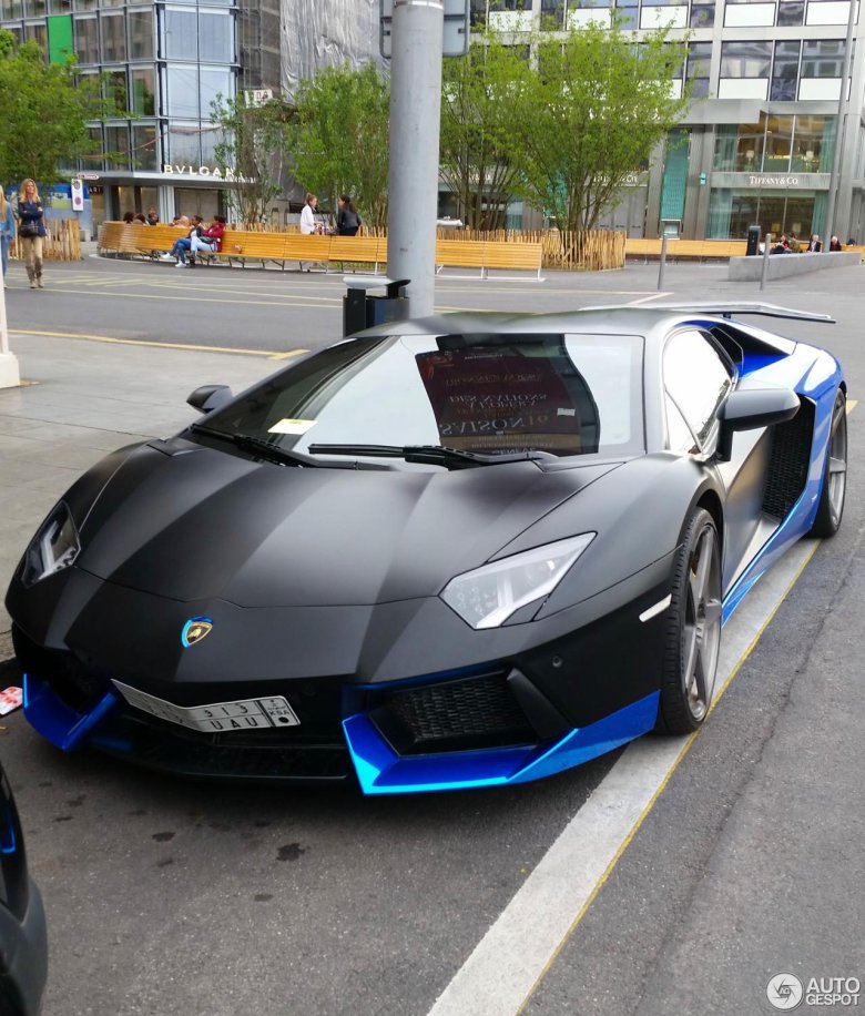 Ламборджини авентадор