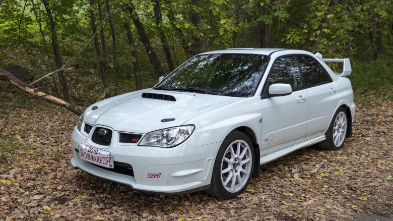 Субару импреза 2005 белая