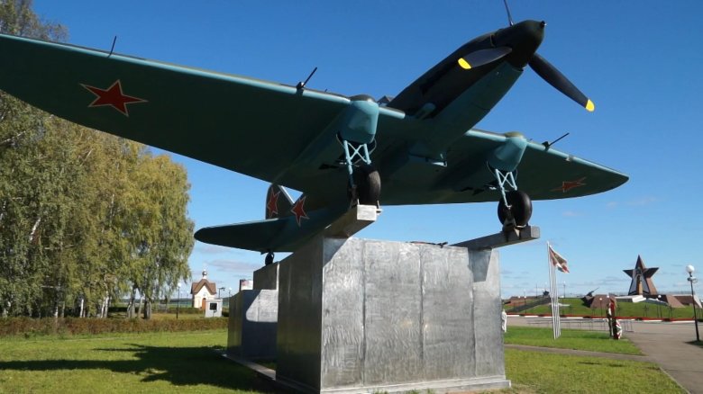 Самолет-штурмовик ил-2 самара