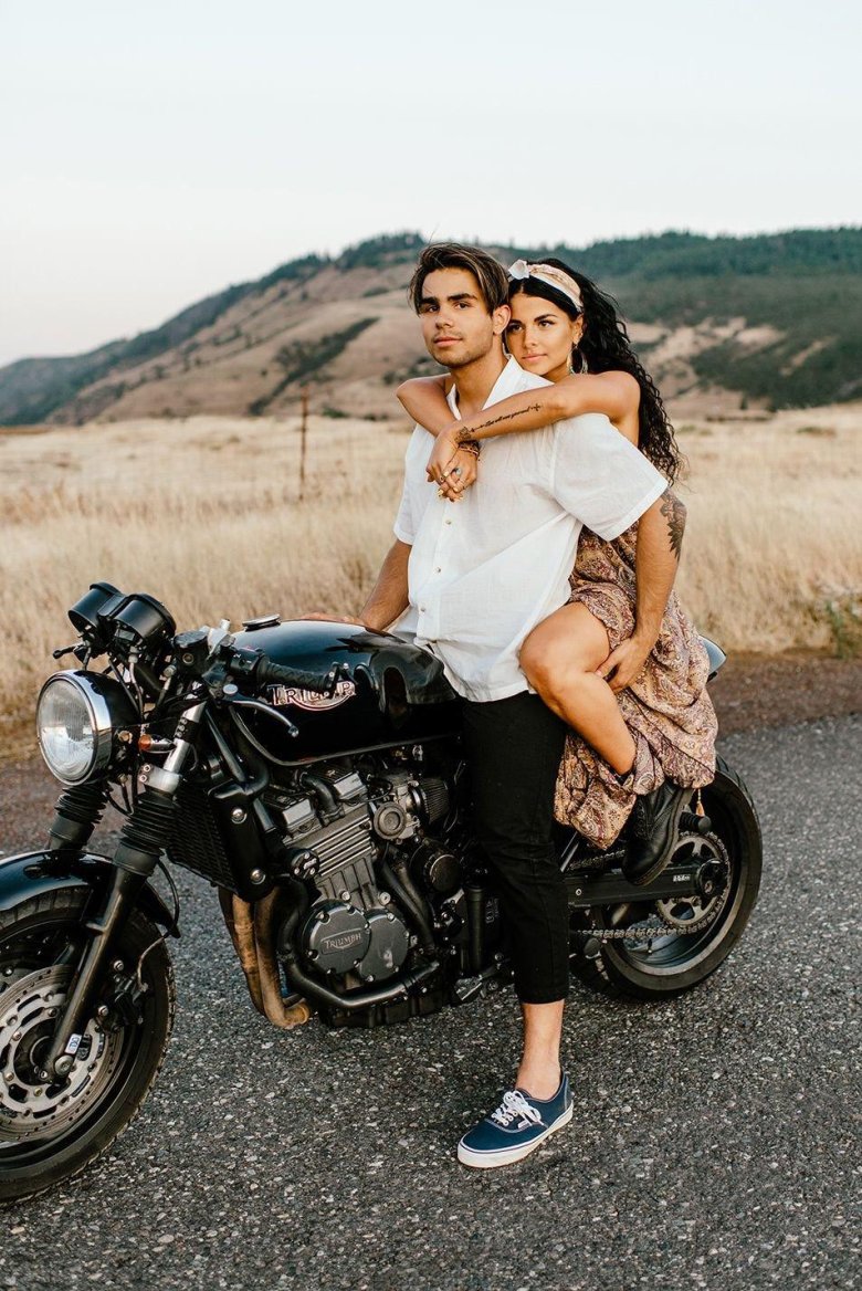 Фотосессия на мотоцикле