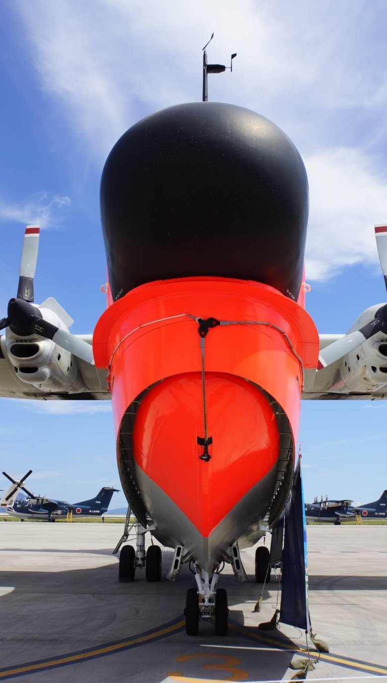 Спасательный самолет