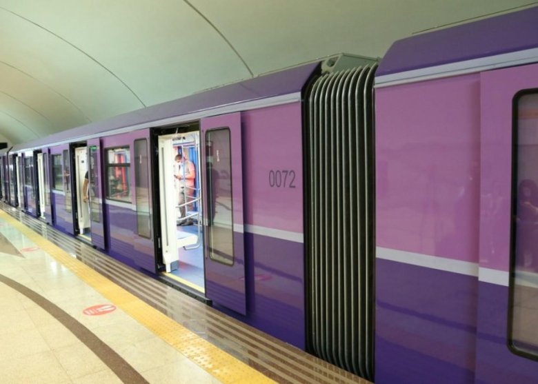 Новые вагоны метро