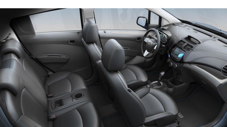 Шевроле spark салон