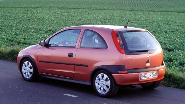 Опель корса 1.2 2003