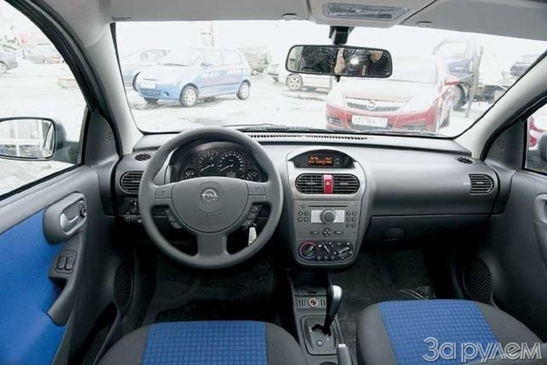 Opel corsa c 2003 салон