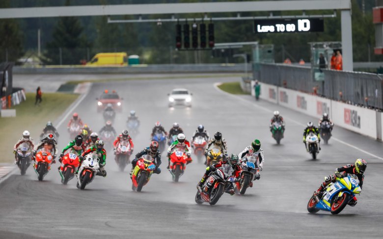 Мотогонки гран-при в сезоне 2015