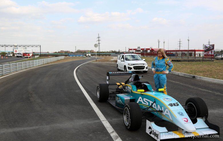 Formula 3 болид