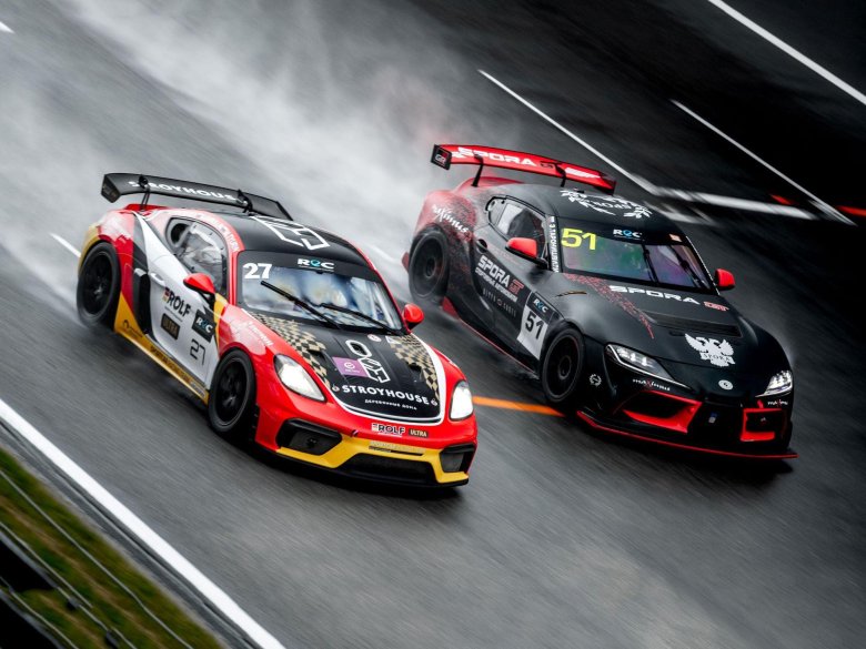 Porsche 718 cayman gt 4 rs